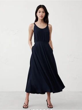 Banana Republic Factory Navy Sleeveless Pleated-Bodice Maxi Dress